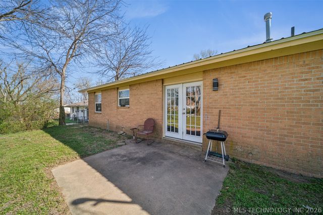 18533 E Admiral Boulevard, Catoosa, OK 74015