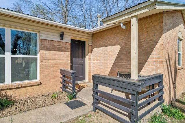 18533 E Admiral Boulevard, Catoosa, OK 74015