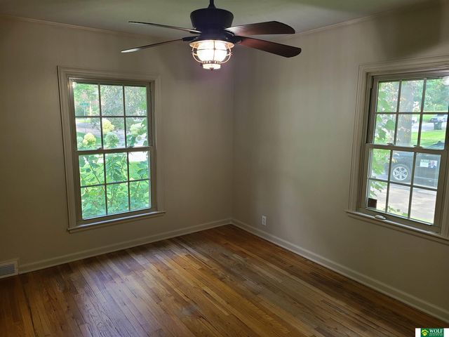 3791 B Street, Lincoln, NE 68510