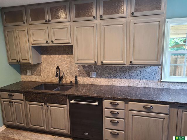 3791 B Street, Lincoln, NE 68510