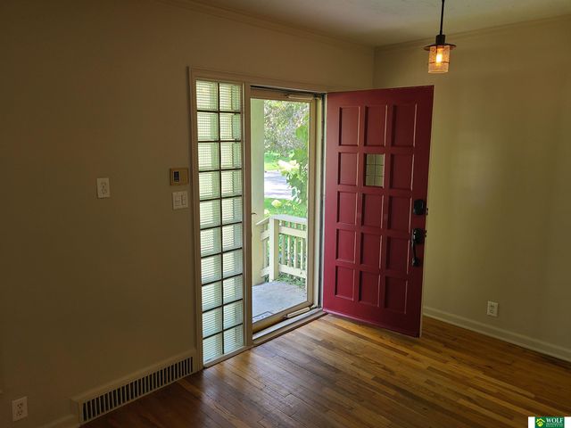 3791 B Street, Lincoln, NE 68510