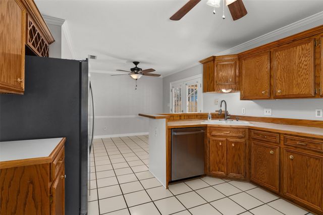 5010 Kenilworth Drive, Bossier City, LA 71112