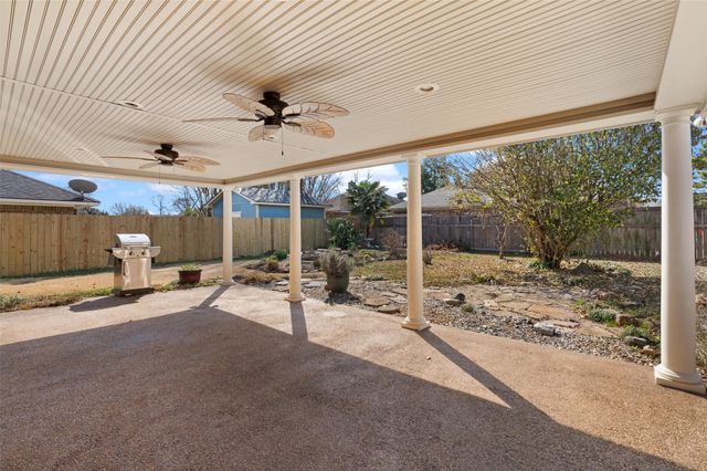 5010 Kenilworth Drive, Bossier City, LA 71112