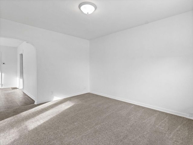 2409 N 21st STREET, Milwaukee, WI 53206