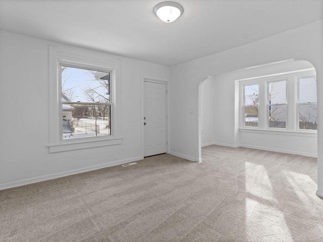 2409 N 21st STREET, Milwaukee, WI 53206