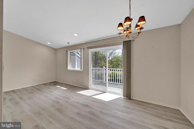 306-B MULBERRY CV, Mount Laurel, NJ 08054
