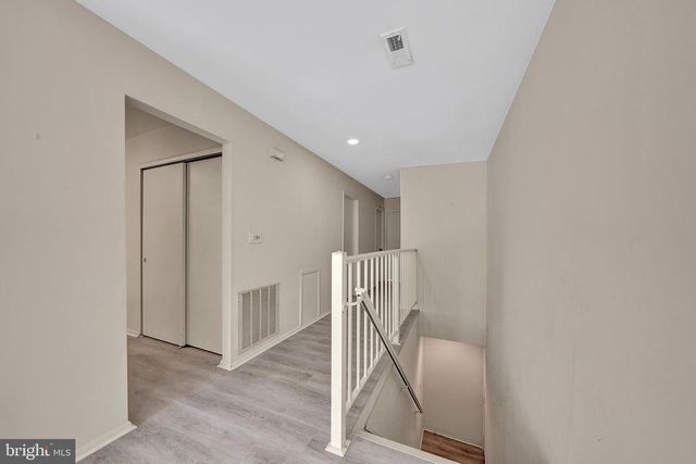 306-B MULBERRY CV, Mount Laurel, NJ 08054
