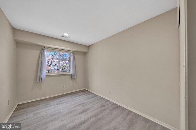 306-B MULBERRY CV, Mount Laurel, NJ 08054