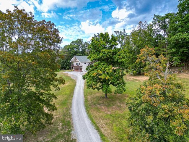 385 S MCDANIEL LN, Shenandoah, VA 22849