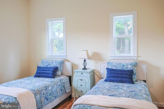 385 S MCDANIEL LN, Shenandoah, VA 22849