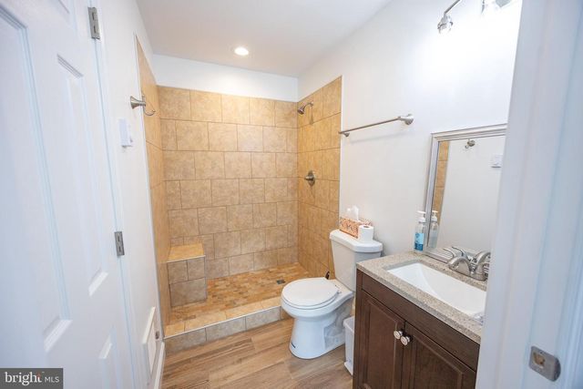 385 S MCDANIEL LN, Shenandoah, VA 22849