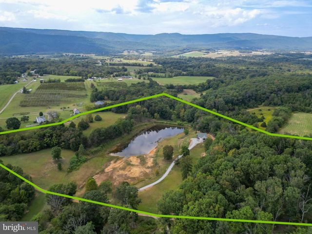 385 S MCDANIEL LN, Shenandoah, VA 22849