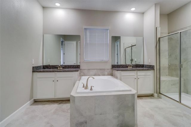 3124 HILLIARD DRIVE, Wesley Chapel, FL 33543