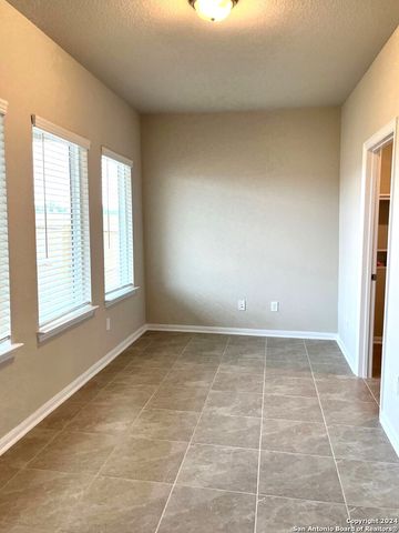 9223 Grand Western, Converse, TX 78109