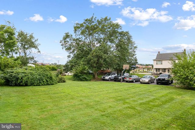 525 FORTY FOOT RD, Lansdale, PA 19446