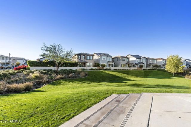 9436 E Supernova Drive, Mesa, AZ 85212