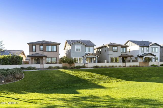 9436 E Supernova Drive, Mesa, AZ 85212