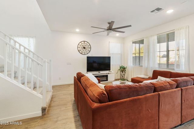 9436 E Supernova Drive, Mesa, AZ 85212