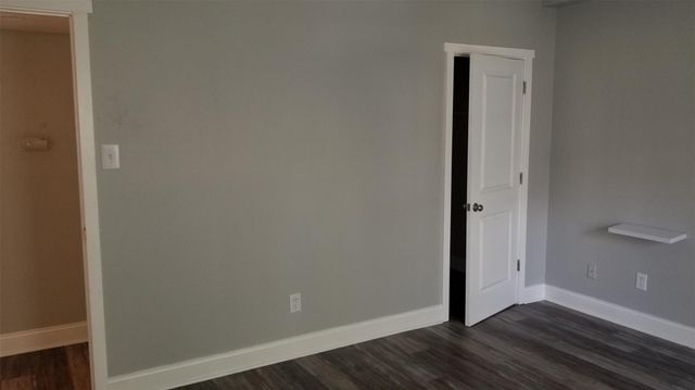 2100 Tanglewilde Street 525, Houston, TX 77063