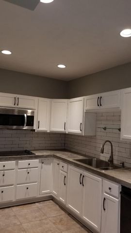 2100 Tanglewilde Street 525, Houston, TX 77063