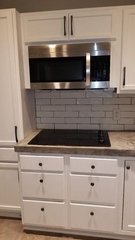 2100 Tanglewilde Street 525, Houston, TX 77063