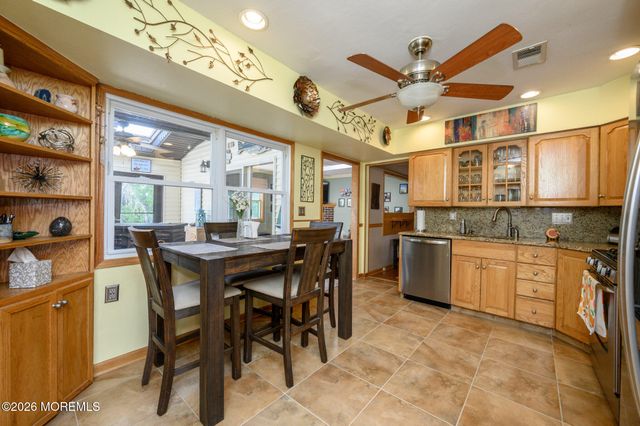 10 Eric Drive, Howell, NJ 07731