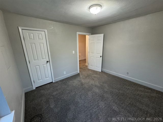 416 N Franklin Avenue W, Sand Springs, OK 74063