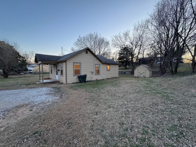 416 N Franklin Avenue W, Sand Springs, OK 74063