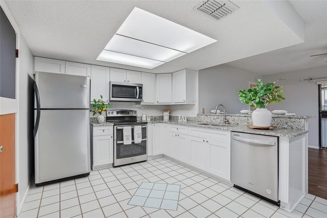 3276 MORVEN DRIVE, Spring Hill, FL 34609