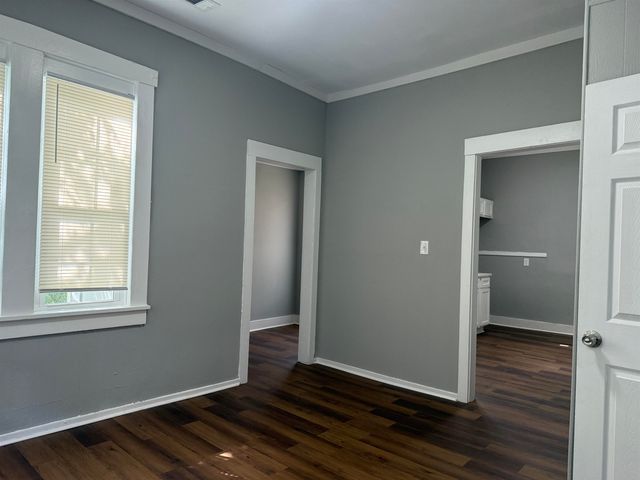 1105 AZALIA ST, Memphis, TN 38106