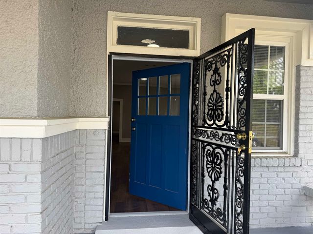 1105 AZALIA ST, Memphis, TN 38106