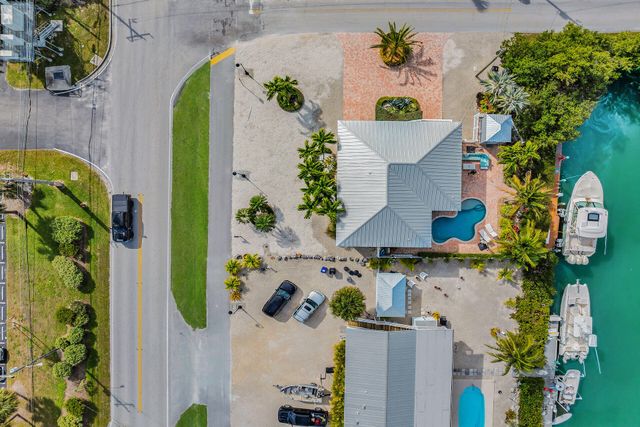 341 Sombrero Beach Road, Marathon, FL 33050