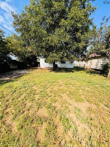 2113 BROWN STREET, Wichita Falls, TX 76309