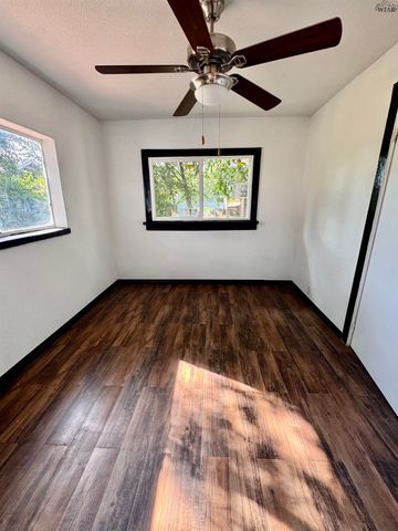 2113 BROWN STREET, Wichita Falls, TX 76309