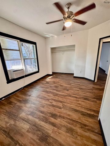 2113 BROWN STREET, Wichita Falls, TX 76309