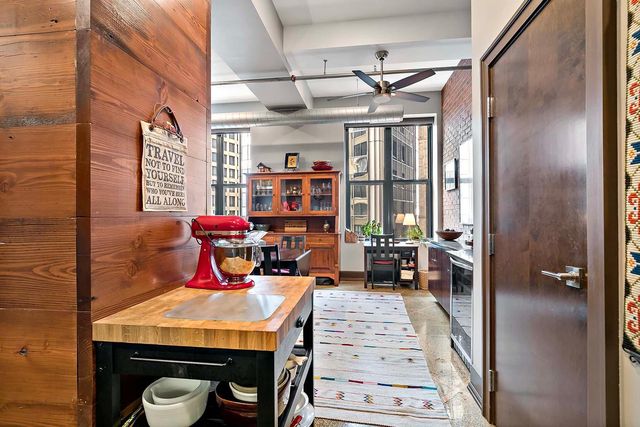 350 Saint Peter Street 606, Saint Paul, MN 55102