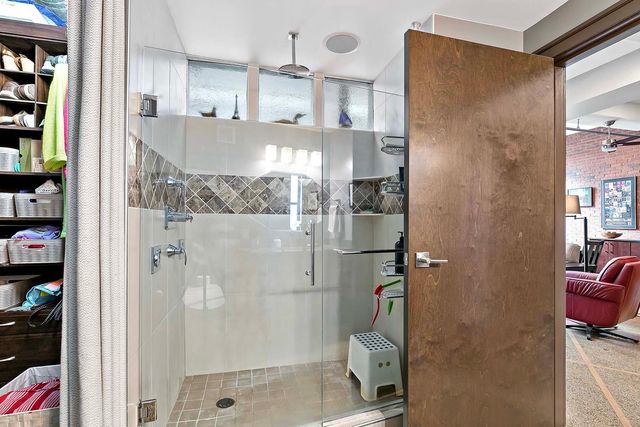 350 Saint Peter Street 606, Saint Paul, MN 55102