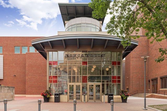 350 Saint Peter Street 606, Saint Paul, MN 55102