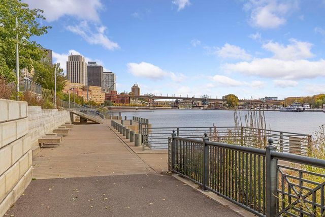 350 Saint Peter Street 606, Saint Paul, MN 55102