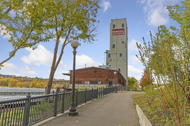 350 Saint Peter Street 606, Saint Paul, MN 55102