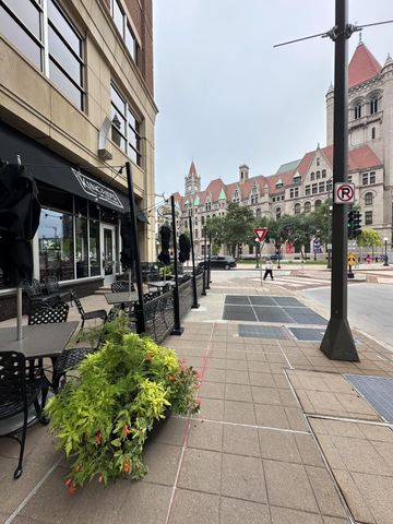 350 Saint Peter Street 606, Saint Paul, MN 55102