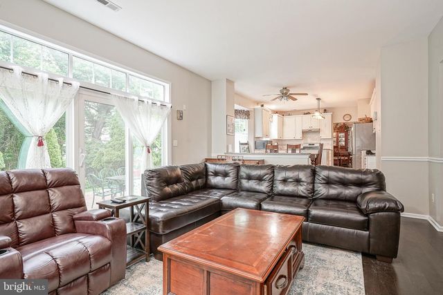 43 LEXINGTON CIR, Marlton, NJ 08053