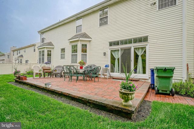 43 LEXINGTON CIR, Marlton, NJ 08053