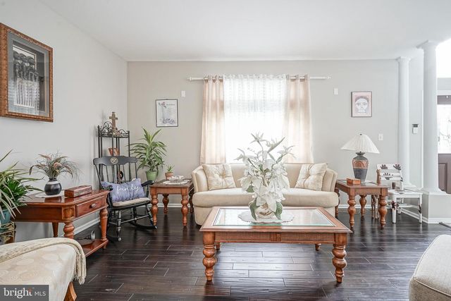 43 LEXINGTON CIR, Marlton, NJ 08053
