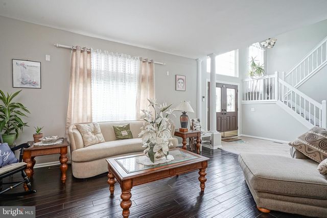 43 LEXINGTON CIR, Marlton, NJ 08053
