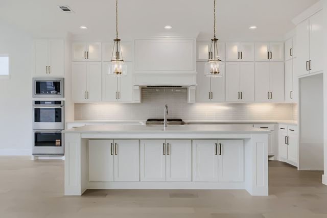 611 Falls Drive, Prosper, TX 75078