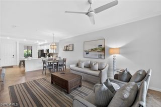 9584 Trevi CT 5214, Naples, FL 34113