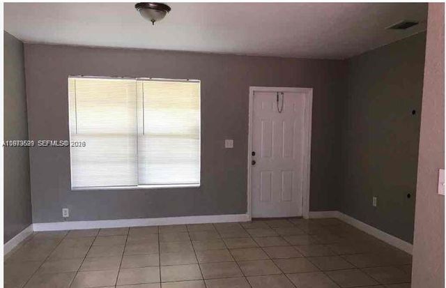 17800 NW 28th Ct, Miami Gardens, FL 33056