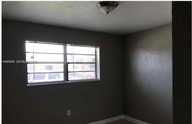 17800 NW 28th Ct, Miami Gardens, FL 33056