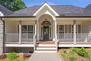 5523 River Valley Way, Flowery Branch, GA 30542